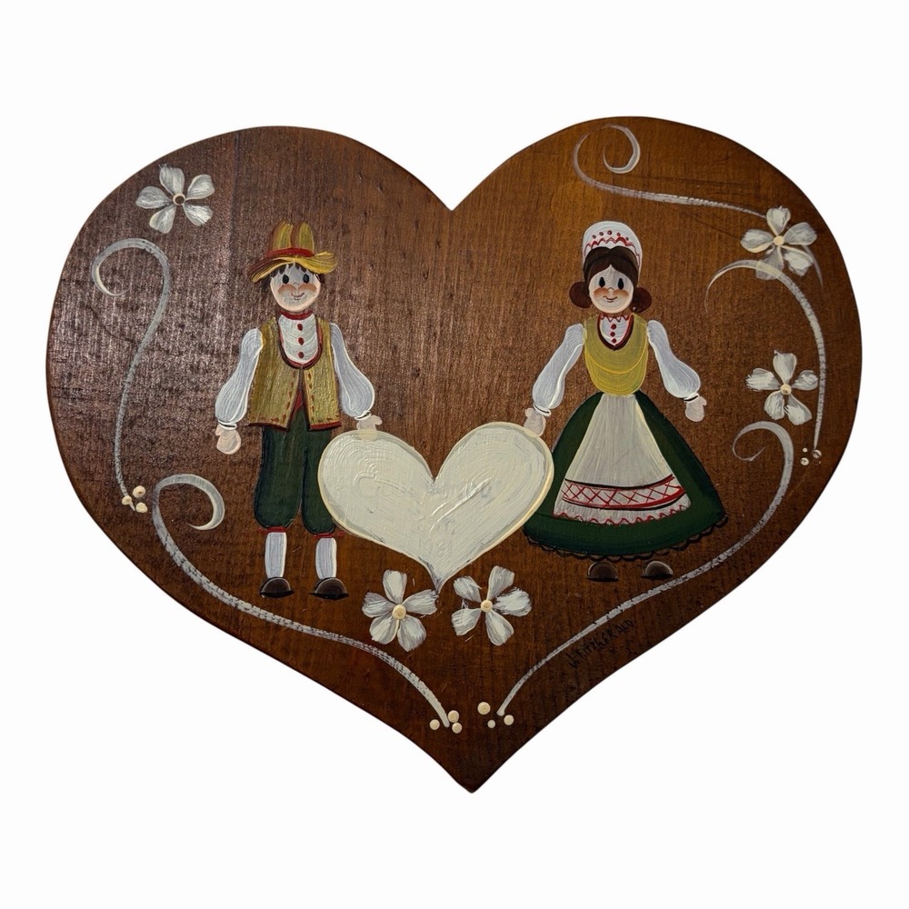 Vintage folk art heart Boy Girl German Flowers Shape wooden plaque Grandma Core